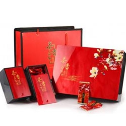 正宗桐木关金骏眉 特级JM918000-L140 茶香红礼盒 顶级金骏眉红茶礼盒，年货限量特供  本产品包装更新中，新老包装随机发货